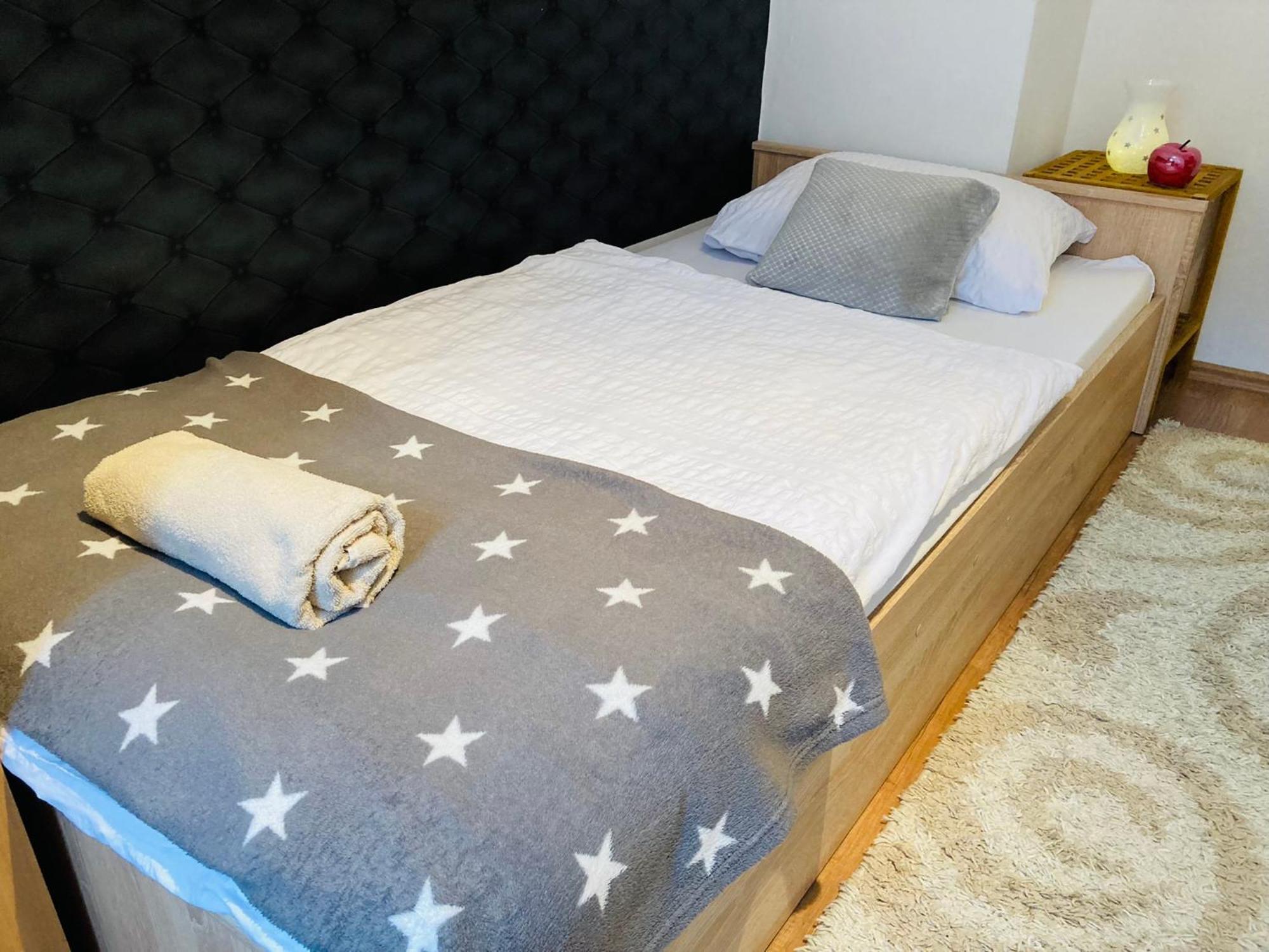 Origo Apartman إغير المظهر الخارجي الصورة