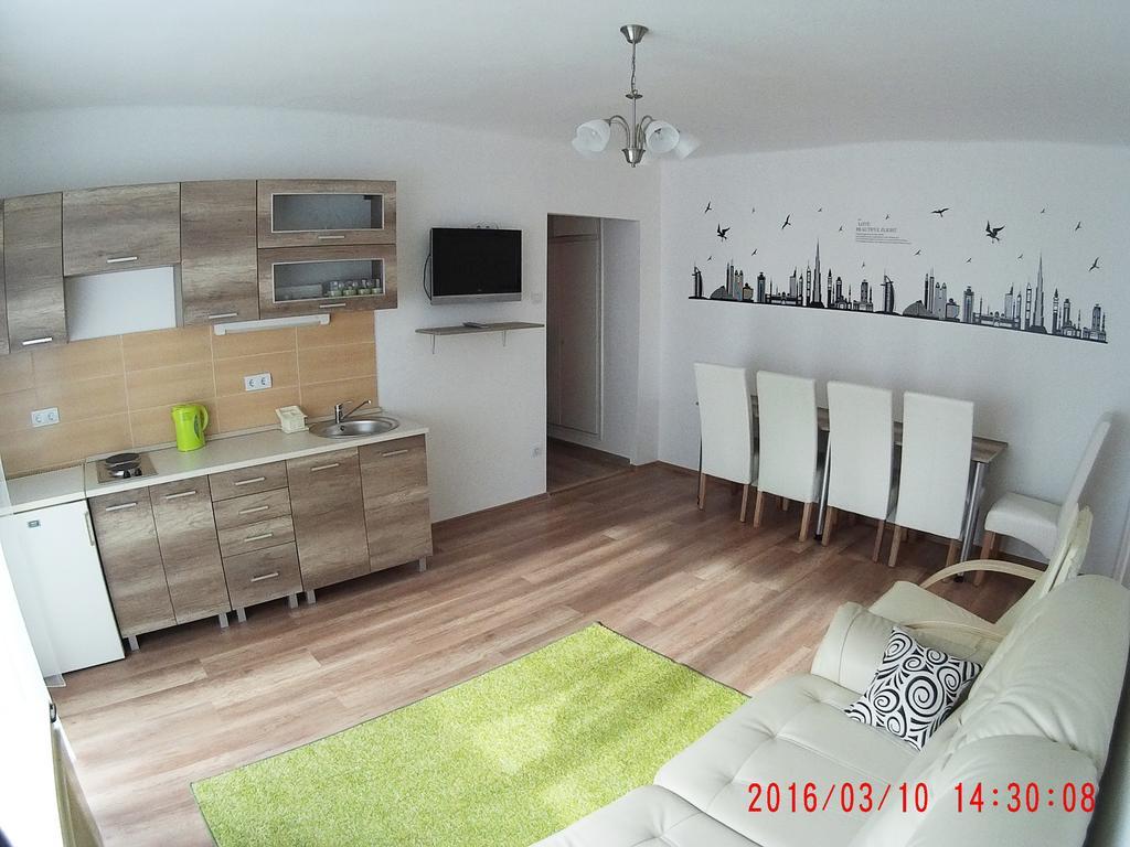 Origo Apartman إغير المظهر الخارجي الصورة